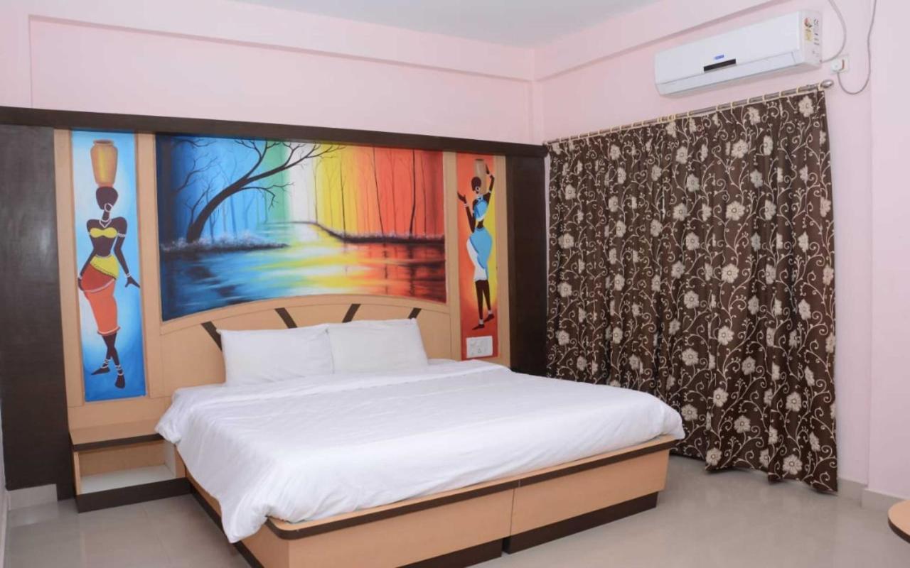 Hotel Kalyani ไมซอร์ ภายนอก รูปภาพ