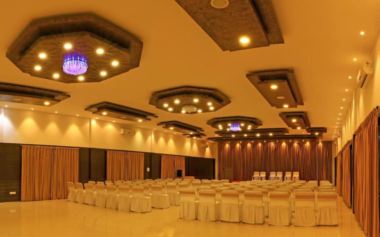 Hotel Kalyani ไมซอร์ ภายนอก รูปภาพ