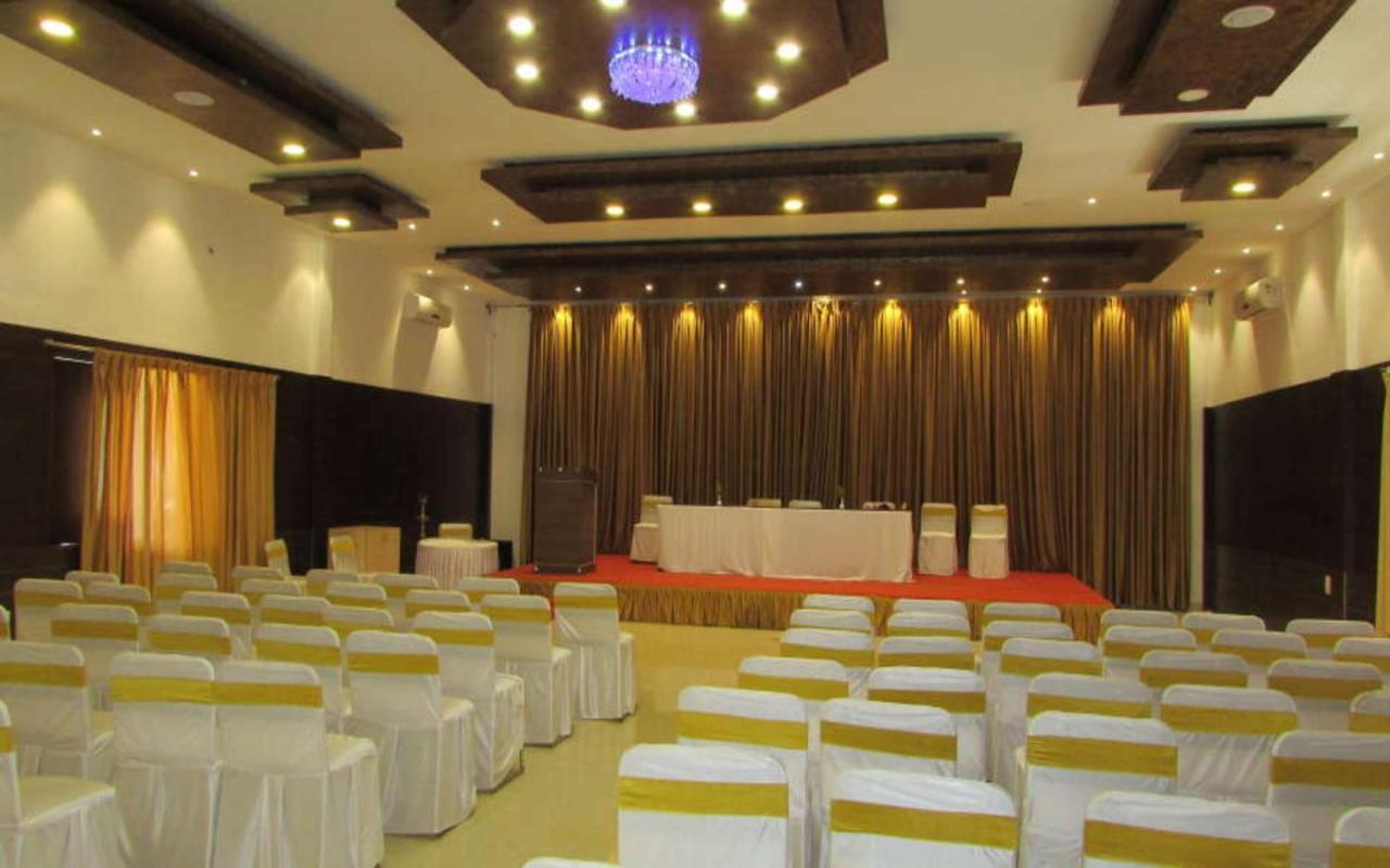 Hotel Kalyani ไมซอร์ ภายนอก รูปภาพ