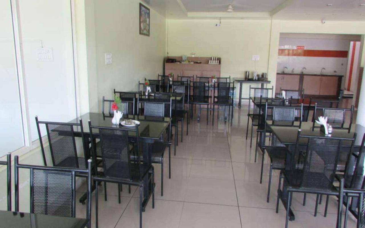 Hotel Kalyani ไมซอร์ ภายนอก รูปภาพ