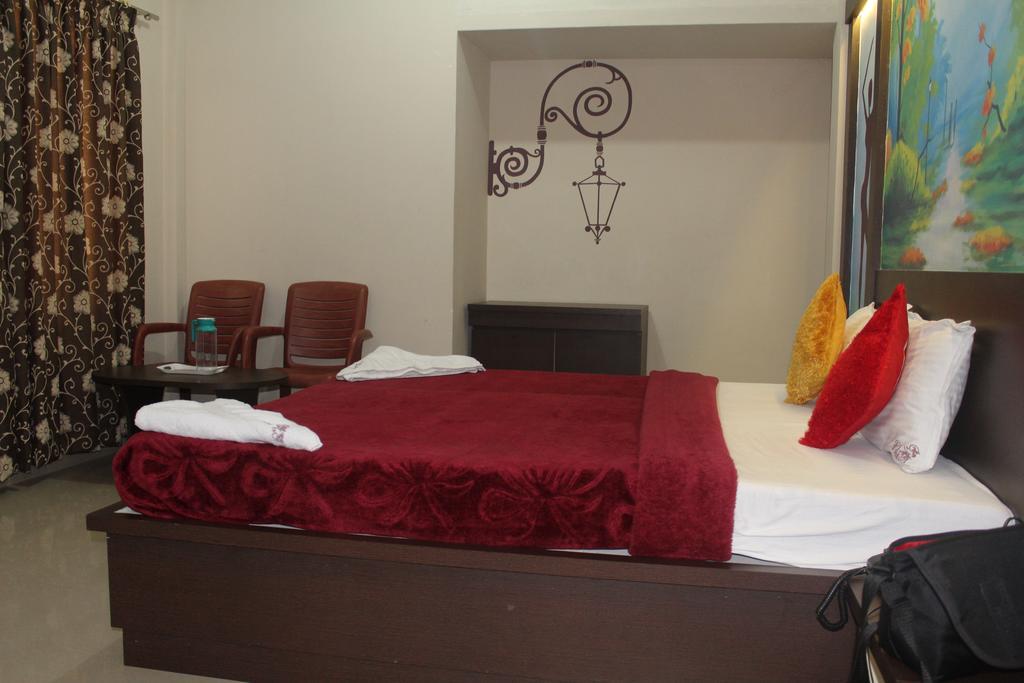 Hotel Kalyani ไมซอร์ ห้อง รูปภาพ